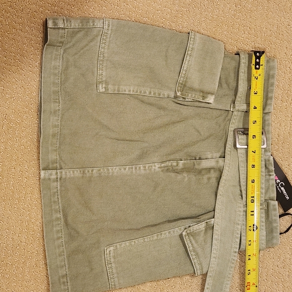 NWT ❗️ love cameron buckled denim 100% cotton green skirt small size - Picture 11 of 11